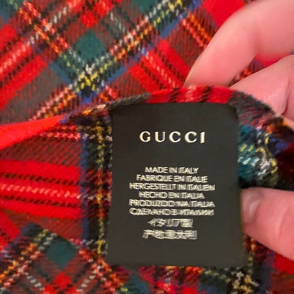 Gucci Bee Plaid Wool Scarf Unisex. Like New. - Picture 10 of 15